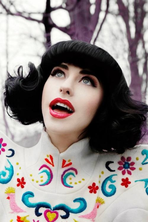 Celebrity Fringes