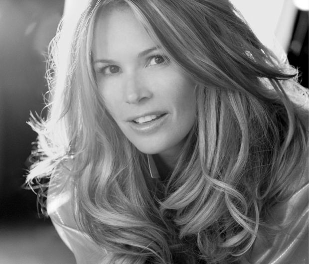 Elle Macpherson - The Body
