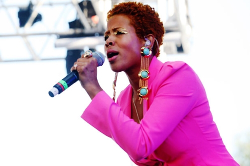 Kelis Hairstyles