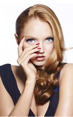 Lily Cole