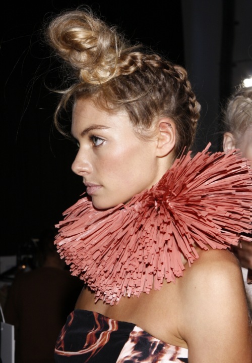 Top 15 Top Knot Hairstyles