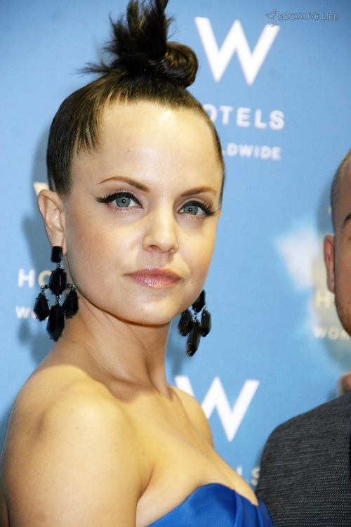 Top 15 Top Knot Hairstyles