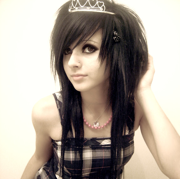 Emo hair style