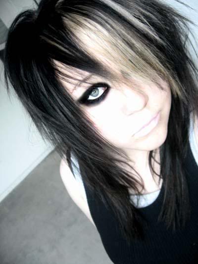 Emo hair style