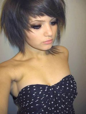 Emo hair style