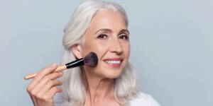 Makeup tips for mature women